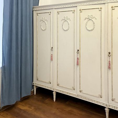 Teodora Square Apartments Площа Святого Теодора ลวีฟ ภายนอก รูปภาพ