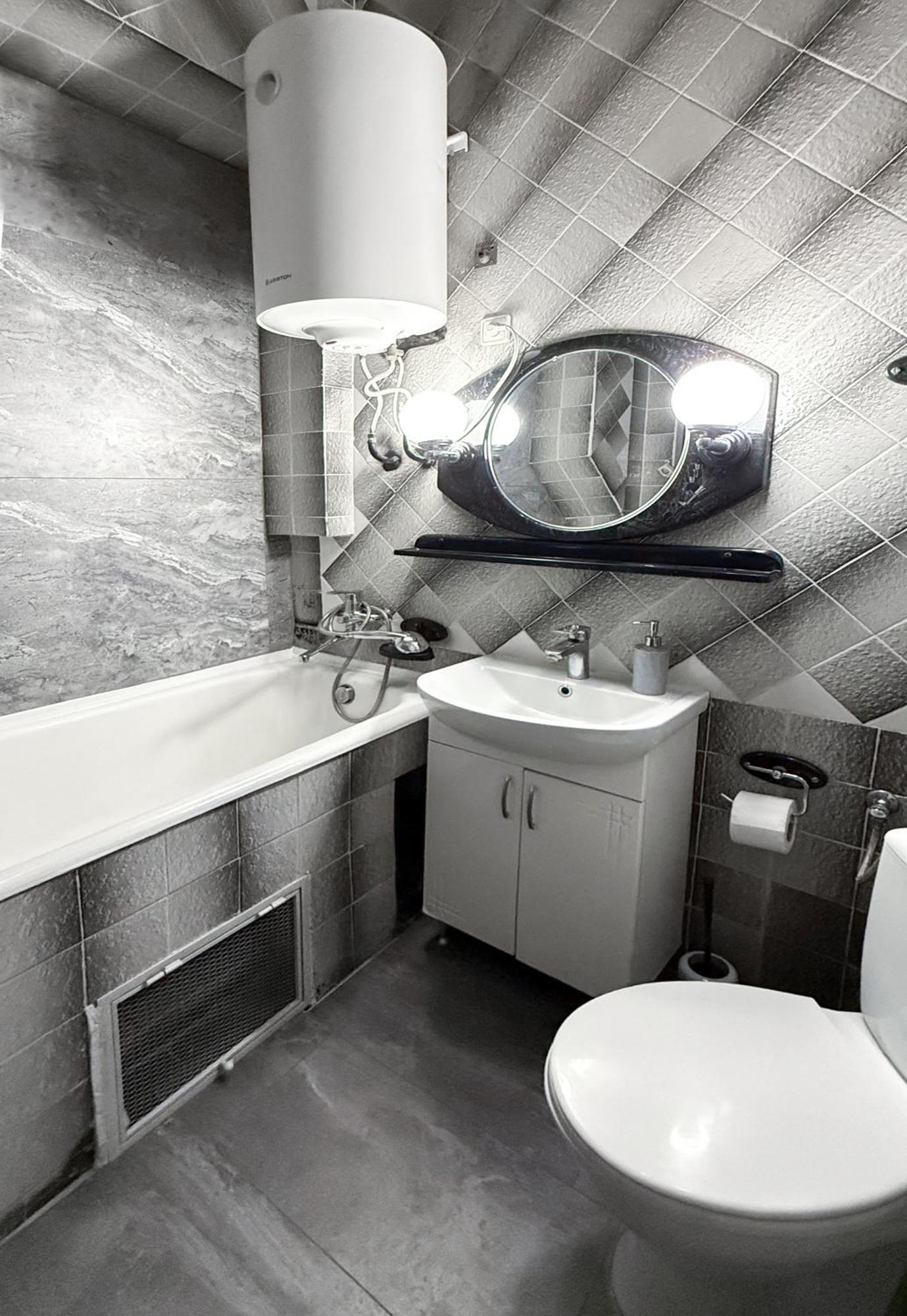 Teodora Square Apartments Площа Святого Теодора ลวีฟ ภายนอก รูปภาพ